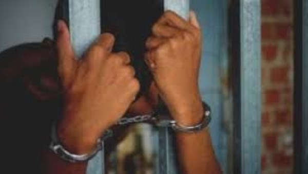 حبس دليفري في التحرش بفتاة أجنبية بمحل سكنها بالقاهرة