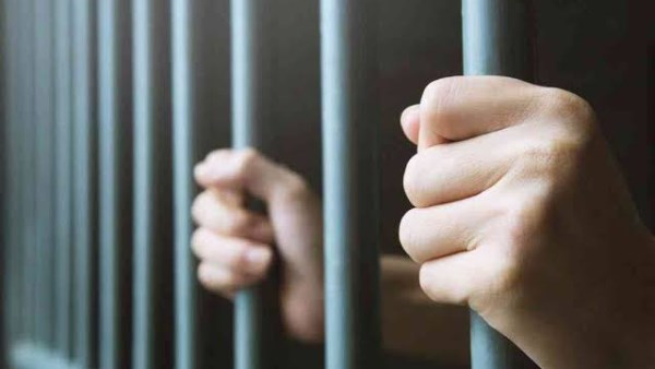 القبض على خفير أنهى حياة مدير مدرسة داخل فناء المدرسة في المعادي