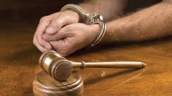 نهاية الثأر.. ننشر تفاصيل التحقيقات في اتهام سائق بإنهاء حياة جاره