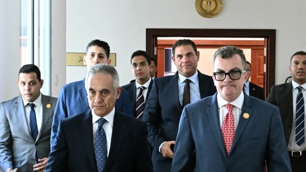 تكامل حكومي لرقمنة الشهر العقارى.. وزيرا «العدل» و«التخطيط » يبحثان الاستعانة بالحلول التكنولوجية المبتكرة|صور