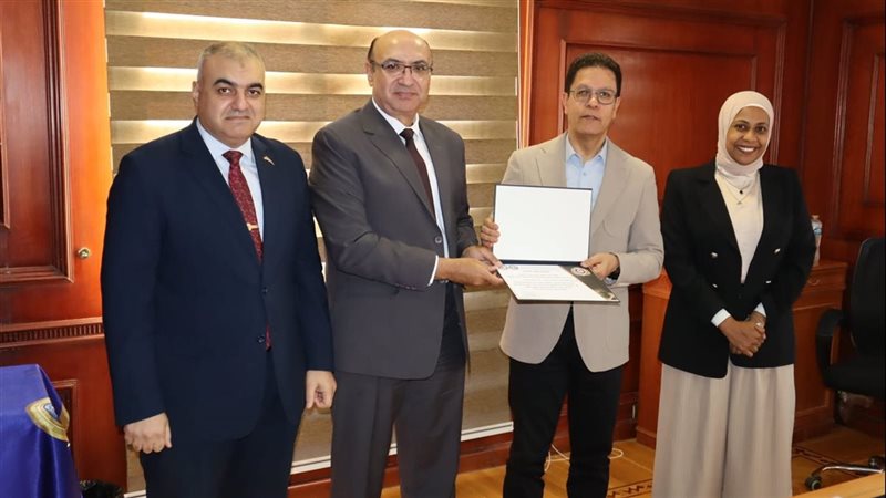 رئيس جامعة بنها يترأس اللجنة العليا لاعتماد المدربين بالمركز القومي للتدريب وإعداد القيادات