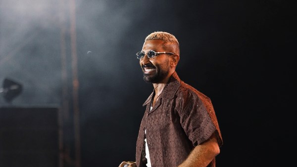 أحمد سعد يشعل أجواء رأس البر .. ليلة لا تُنسى وسط تفاعل كبير