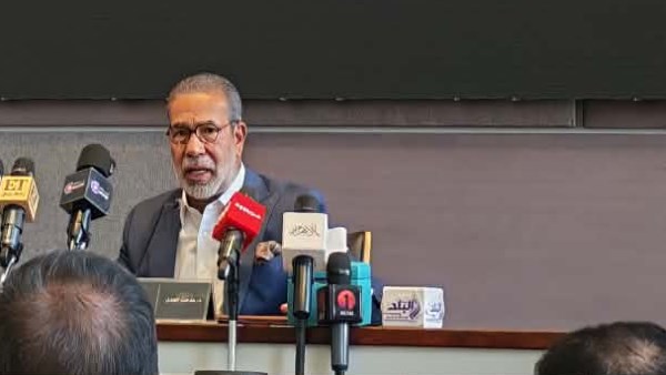 مدحت العدل: نتفادى أخطاء «حليم».. وبطل المسرحية سيُختار وفقا لروحه