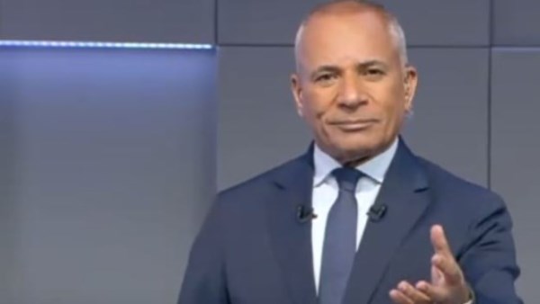 أحمد موسى يكشف تفاصيل أزمة خطوط المحمول المسجلة بأسماء المواطنين