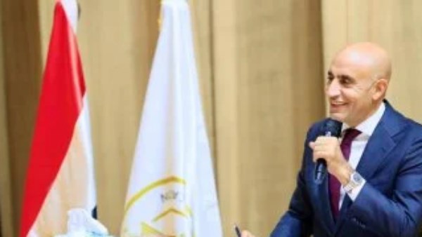 التعليم تطور مناهج جديدة وتستعين بالبكالوريا الدولية لضمان توافقها مع المعايير العالمية