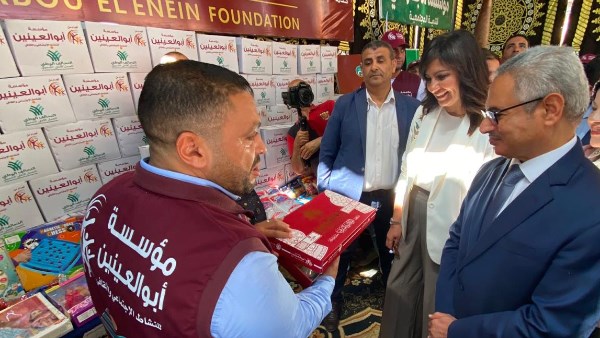 «إيد واحدة» تصل إلى أهالي بني سويف.. خدمات غذائية وطبية واجتماعية للأسر الأولى بالرعاية