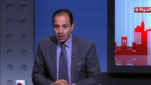 خبير اقتصادي يحسم الجدل حول مبادلة الديون: قناة السويس ليست ضمن الطروحات الحكومية