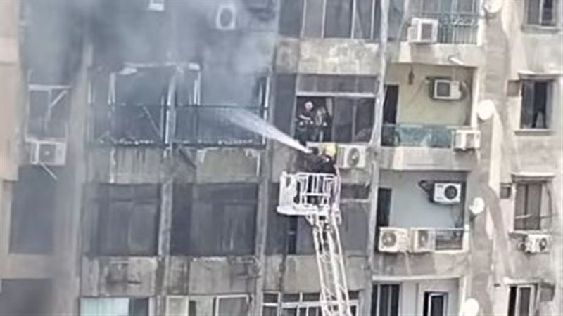 حريق شقة في فيصل، والحماية المدنية تدفع بـ 5 سيارات إطفاء (فيديو وصور)