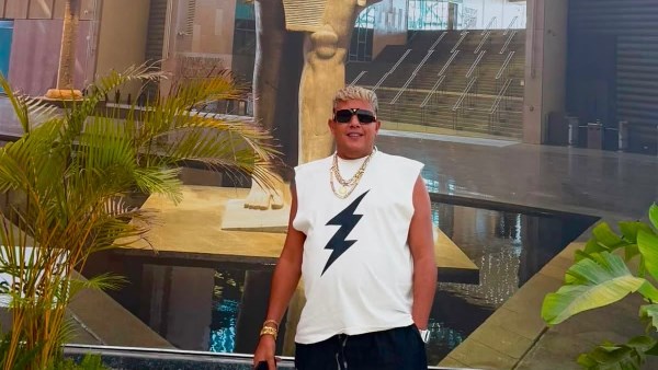 حمو بيكا يشارك جمهوره أحدث ظهور من داخل المتحف المصري