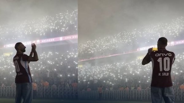 محمد صلاح يوثق لحظة تاريخية مع جماهير طرابزون بهاتفه