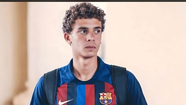 برشلونة يتحرك لتجديد عقد حمزة عبد الكريم ورفع الشرط الجزائي إلى 150 مليون يورو