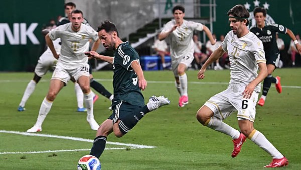 جاهز لأي مركز .. أول تعليق من برناردو سيلفا بعد ظهوره بقميص ريال مدريد