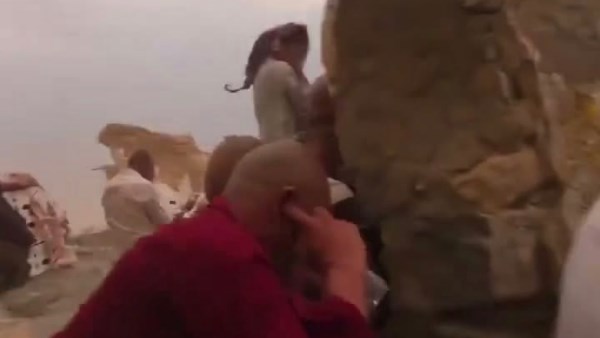 عاصفة شديدة .. لحظات مرعبة أعلى جبل النور في مكة