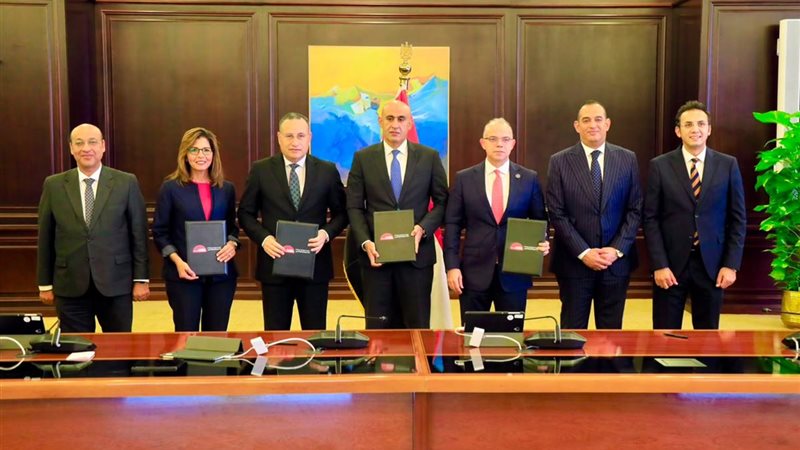 بروتوكول تعاون بين التعليم والاستثمار والوطنية للتدريب لإطلاق البرنامج الرئاسي لتأهيل النشء للقيادة