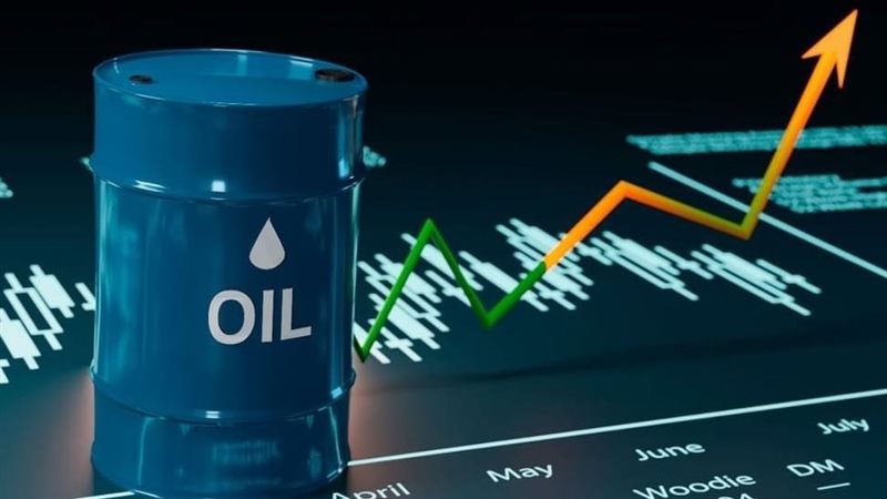 مؤشر أسعار النفط يقفز 1.11% والبرميل يسجل 81.55 دولار اليوم الجمعة