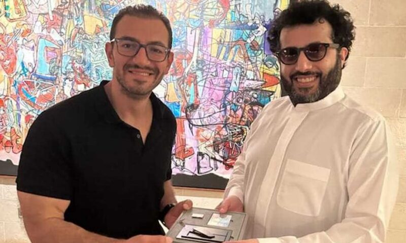 صلاح الجهيني يكشف علاقته بالمخرج ستيفن هوبكنز فى مسلسل الأمير.. خاص