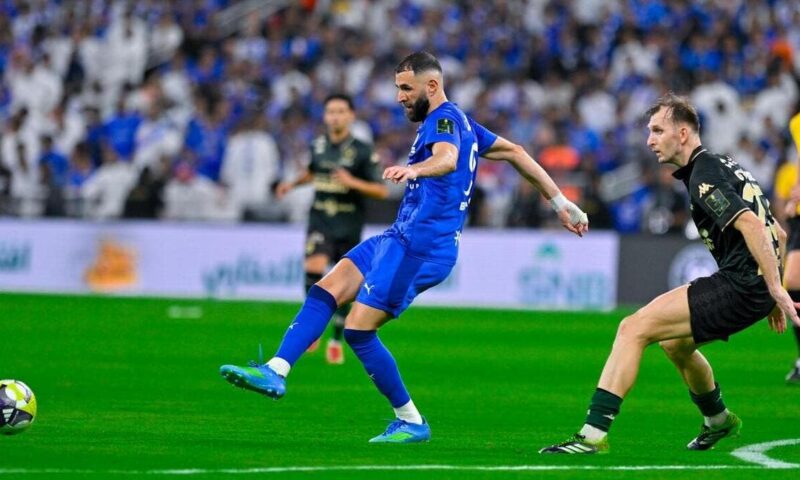 بنزيمة.. ثامن غياب عن الهلال في 23 مباراة