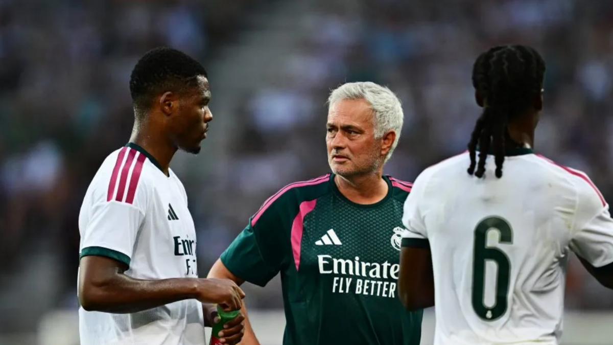 مورينيو يهاجم لاعبي ريال مدريد: مدللون.. ولا يحترمونني
