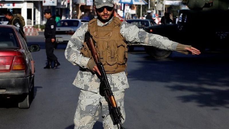إصابة 42 طفلا في انفجار قرب مدرسة بأفغانستان