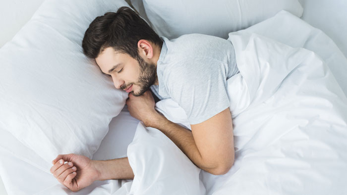 فضل النوم على وضوء.. ماذا قال النبي عن النوم متوضئًا؟