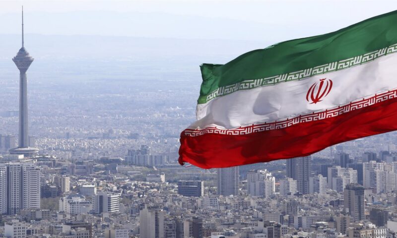 الخارجية الإيرانية: طهران في حالة حرب