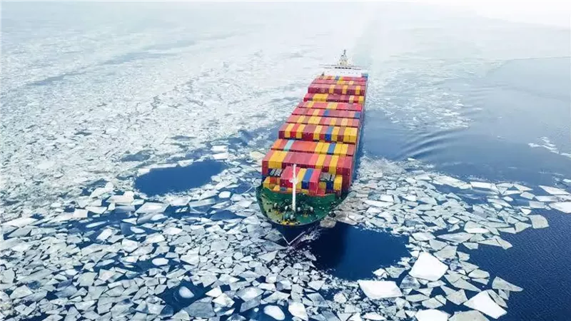 الصين تشعل صراع الممرات البحرية البديلة.. بكين تلجأ إلى طريق بحر الشمال للتغلب على توترات البحر الأحمر والشرق الأوسط.. وروسيا والثلوج تمنحان قناة السويس أهمية خاصة