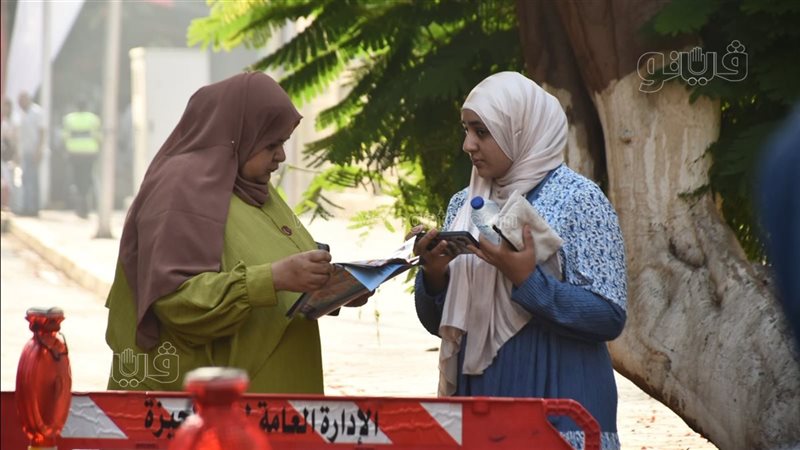 انطلاق امتحانات الثانوية العامة الدور الثاني غدا.. تأمين مقار اللجان وخطوط سير أوراق الأسئلة والإجابة.. وتحذير من اصطحاب المحمول