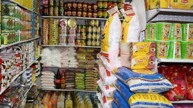 المجمعات الاستهلاكية والمخابز تواصل العمل خلال إجازة المولد النبوي، تعرف على الأسعار