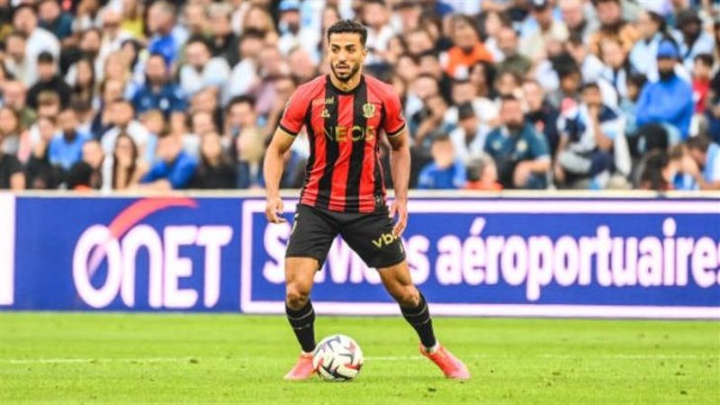 بعد عام و4 أشهر، محمد عبد المنعم يزين تشكيل نيس أمام باريس بالدوري الفرنسي