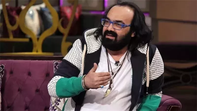 أبو الليف يعود من أمريكا بعد جولة غنائية ناجحة