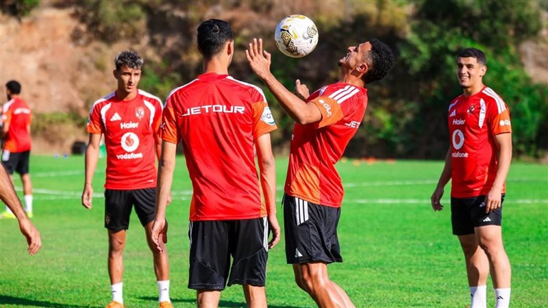 الأهلي يستأنف تدريباته اليوم استعدادا لودية برشلونة