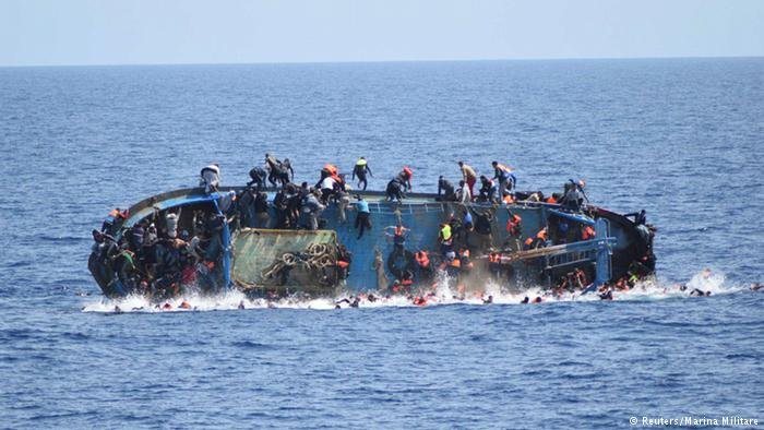معظمهم أطفال .. مصرع 50 شخصًا في غرق قارب بنيجيريا