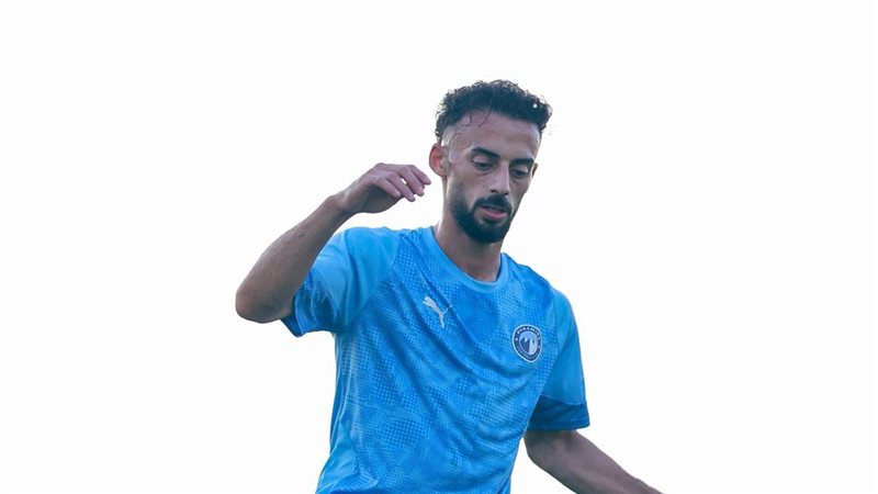 الظهور الاول لـ أحمد عبد القادر، بيراميدز يواصل تدريباته استعدادا للدوري(صور)