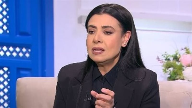 نشوى مصطفى ضيفة إنجي علي في “أسرار النجوم” عبر أثير نجوم إف إم