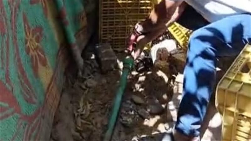 حملة مكبرة لإزالة تعديات على شبكة مياه الشرب بقرى الفيوم