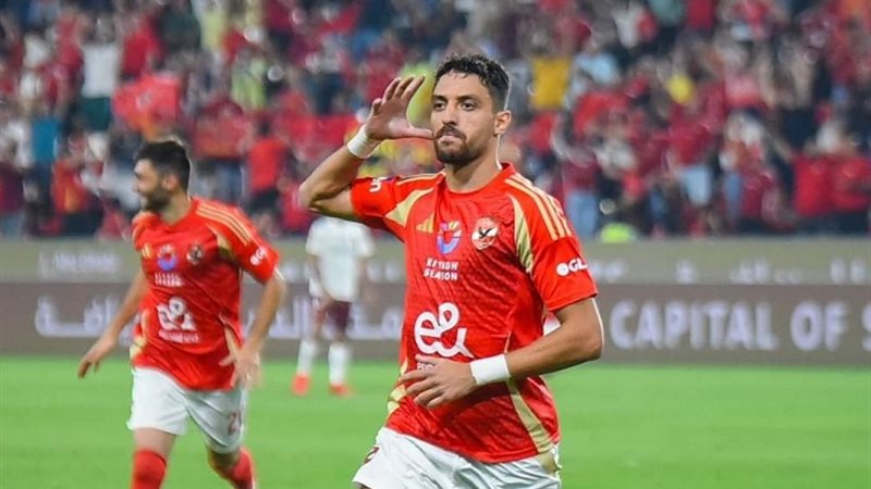 طاهر محمد طاهر: مواجهة برشلونة احتفالية وموسم الأهلي الماضي لم يكن جيدا