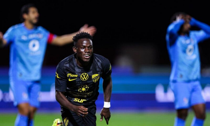 الاتحاد يعلن إصابة روجر فرنانديز بقطع في الرباط الصليبي