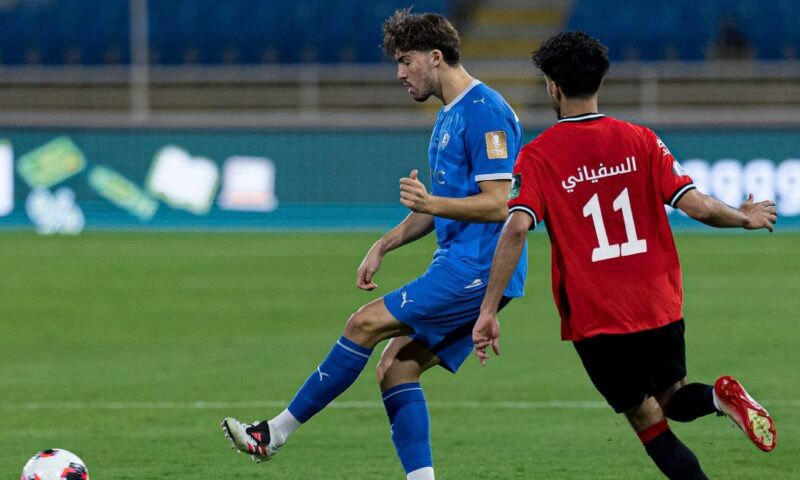 الهلال يهزم الرائد ويتأهل إلى ثمن نهائي كأس الملك