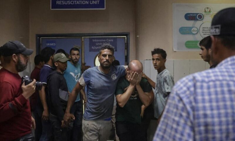 غارات إسرائيلية على غزة تقتل مسؤولاً كبيرا في الشرطة