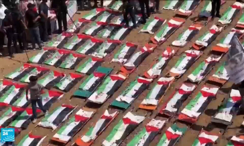 تشييع 112 جثمانا من عائلة واحدة في أكبر جنازة يشهدها قطاع غزة منذ بدء الحرب