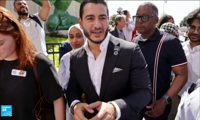 ردود فعل أمريكية متبانية عقب فوز عبد الرحمن السيد بترشيح الديمقراطيين لمجلس الشيوخ في ميشيغان
