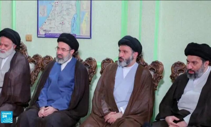 “أشبه بلعبة شطرنج”… ترامب يترقب تداعيات التضخم الاقتصادي في إيران وطهران تتمسك بشروطها