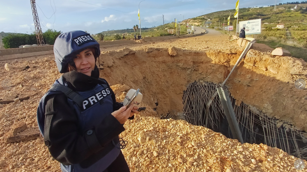 منظمات دولية: الهجمات الإسرائيلية التي أسفرت عن مقتل الصحافية اللبنانية آمال خليل “جريمة حرب”