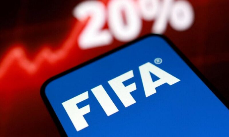 أزمة فيفا: اتحادات ويفا وكونكاكاف وآسيا تشدد على أن كرة القدم “ليست ملكا لأي فرد”