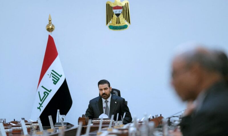 العراق.. الزيدي يتمسك بحصر السلاح ويبحث السيطرة على جرف الصخر
