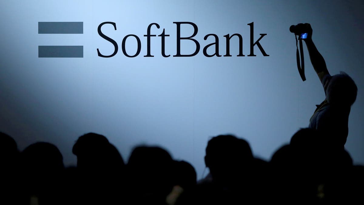 أرباح “سوفت بنك” تنخفض 18% في الربع الأول متجاوزة التوقعات