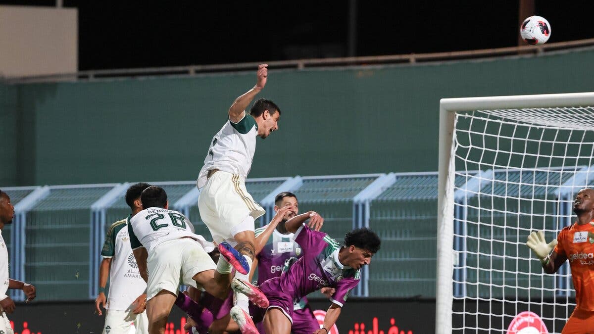 الأهلي يجتاز الأنوار في كأس الملك بفوز صعب