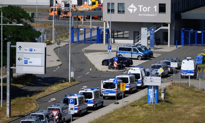 ألمانيا.. مجلس الأمن القومي يبحث حادث المسيرة الملغمة في مطار لايبتسيغ