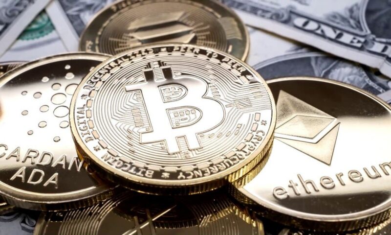 روسيا تتيح التداول العام لعملات بيتكوين وإيثريوم وتيثر