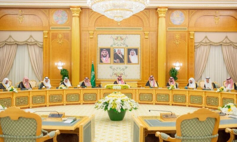 السعودية: إعادة تشكيل مجلس الوزراء برئاسة الأمير محمد بن سلمان وعضوية أعضائه الحاليين